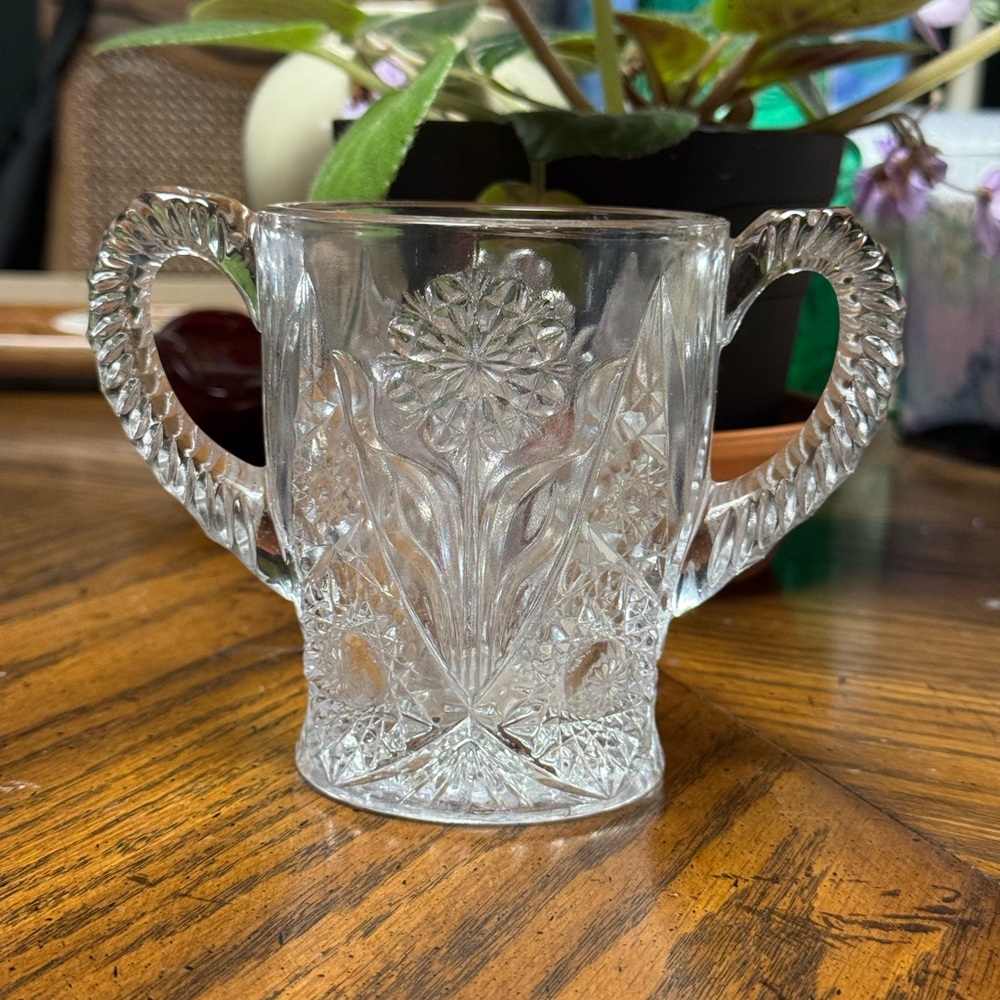 Vintage Crystal Clear Pressed Glass Spooner Dish~Vase Double Handles 5” Floral